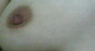 സ്റ്റെപ് മകൻ എല്ലാ ദ്വാരങ്ങളിലും അമ്മയെ തളർത്തുന്നു ഒരു നല്ല കവിൾ നൽകുന്നു