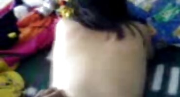 റെഡ്ഹെഡ് ഒരു മനുഷ്യന്റെ കോഴി സക്സസ് അവനെ പുസ്സി