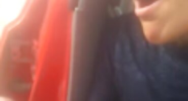 ചാർജ് ശേഷം, സഹോദരനും സഹോദരി നന്നായി ഫക്ക് തീരുമാനിക്കുന്നു