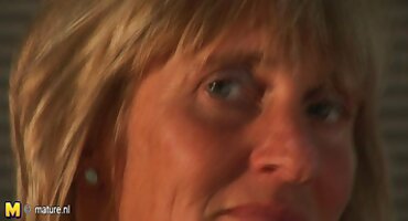 റിസ്റ്റ്ലെസ് റഷ്യൻ സ്ലട്ട് അഞ്ജ്