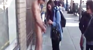 പങ്കാളിയുമായി യംഗ് ഗേൾ കഴുത വലിയവൻ