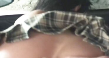 ചെറുപ്പക്കാരി അമ്മായിയോട് ചോദിച്ചു, ഒരു സ്ട്രാപ്പൺ ഉപയോഗിച്ച്, കോഴിയെ മുക്കാനും ഫക്ക് ചെയ്യാനും പഠിപ്പിക്കുക