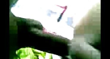 യംഗ് ബ്ലൊംദെര് വൃത്തികെട്ടവൻ കൊണ്ട് പക്വതയുള്ള ചിക്കൻ