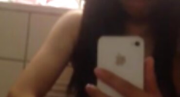 പക്വതയുള്ള സ്ത്രീ ലൈംഗികത ആഗ്രഹിക്കുകയും അവളുടെ കഠിനാധ്വാനം ചെയ്യുകയും ചെയ്തതായി അറസ്റ്റർമാൻ കണ്ടു