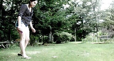 പരിചയസമ്പന്നയായ ഒരു സ്ത്രീയുമായി ചാമിംഗ് ആദ്യ തവണ ശ്രമിച്ചു ലെസ്ബിയൻ സെക്സ്