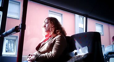 മൂന്ന് പുരുഷന്മാർ ഒരു രതിമൂർച്ഛ ഉണ്ട് മൂന്നു പെൺകുട്ടികൾ എന്തിനും തയ്യാറാണ്