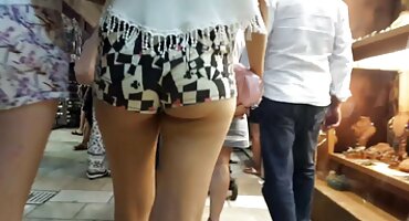 അമ്മയും മകളും ധാരാളം റബ്ബർ കോക്സുകൾ പരീക്ഷിച്ചു