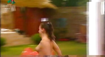 കുനി ലഭിക്കുന്നത്, ഒരു പഴയ മനുഷ്യൻ റഷ്യൻ ചിക്കൻ