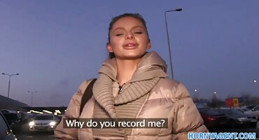 പക്വതയാർന്ന നഗ്നത ലൈംഗിക ആഗ്രഹിക്കുന്നു അവളുടെ മകൻ ഫക്ക് ചോദിക്കുന്നു