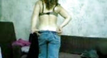 റഷ്യൻ സഹോദരനും സഹോദരിയുമായ മാസ്ക്, ഒരേ കിടക്കയിൽ അഭിനിവേശത്തിന്റെ ഒരു ഫിറ്റ്