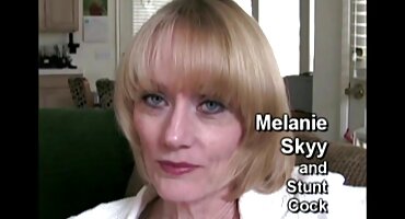 വെളുത്ത പെയിന്റ് നേരായ കാമുകൻ കോഴി കുടിച്ചു ലൈംഗിക ഉണ്ടായിരുന്നു