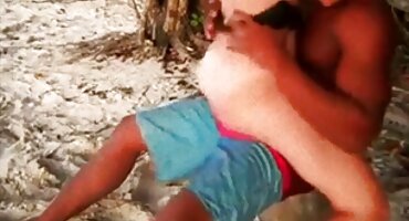 റഷ്യയിൽ നിന്നുള്ള ബ്രൂണെ പെൺകുട്ടി എല്ലായ്പ്പോഴും കഴുതയിൽ നല്ല ലൈംഗികതയെക്കുറിച്ച് വിഷമിക്കേണ്ടതില്ല.