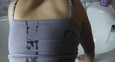 പക്വതയുള്ള ബേബ് റഷ്യൻ കുടിച്ചു ഫക്കിംഗ് ഏർപ്പെട്ടിരിക്കുന്ന