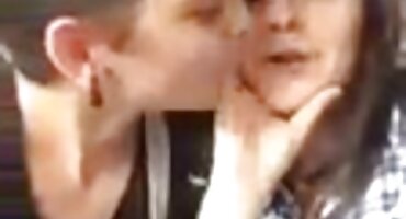 ബോസ് സെക്സിനായി സെക്രട്ടറിയെ വ്യാപിപ്പിച്ചു, പുസ്സിയിൽ ഞെരിച്ചുകൊല്ലണം