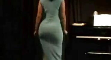 കളിപ്പാട്ടങ്ങൾ ഉപയോഗിച്ച് സുന്ദരികളായ പെൺകുട്ടികൾ ഹെയറി സമനിരപ്പുണ്ടാക്കുക ഡോഗി സ്റ്റൈലിലും വശങ്ങളിലുമായി