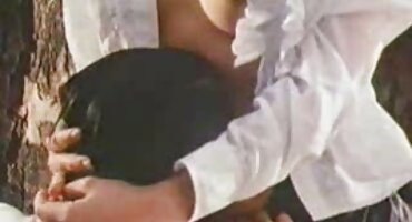 പെണ്കുട്ടിയെ കാട്ടിലേക്ക് കൂട്ടിക്കൊണ്ടുപോയി എല്ലാ ദ്വാരങ്ങളിലും അവളെ തല്ലിക്കൊന്നു