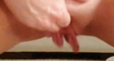 ഗയ് സ്പ്രെഡ് റഷ്യൻ സെക്സ് കാരണം അവൾ ഒരു കൈകൊണ്ട് അവനെ ചുട്ടുകളഞ്ഞു