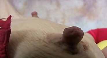 ബോസ് അപ്പാർട്ട്മെന്റിൽ സ്റ്റോക്കിംഗിൽ ക്ഷണിച്ചു പെൺകുട്ടി