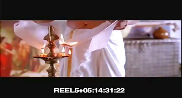 സുന്ദരിയായ സ്കിൻ റഗാസ പെൺകുട്ടി അനലോഗ് ബോയ്ഫ്രണ്ട് നശിപ്പിച്ചു