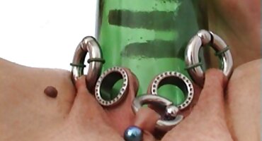 റഷ്യൻ പാർക്കിൽ കുടുങ്ങി, ഒരു ആൺകുട്ടിയുമായി ലൈംഗിക ബന്ധത്തിൽ ഏർപ്പെട്ടു