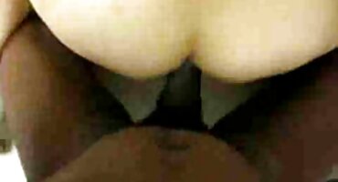 യംഗ് ബ്ലോണ്ടുകൾ അനൽ നശിപ്പിച്ചു അവരുടെ പുഷ്പങ്ങൾ ഷേവ്